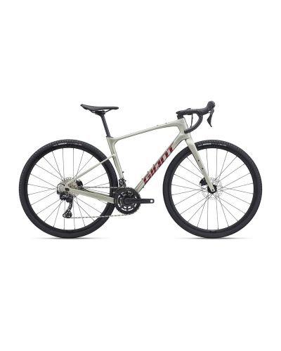Giant Revolt Advanced 2 Gravel Bike 2024